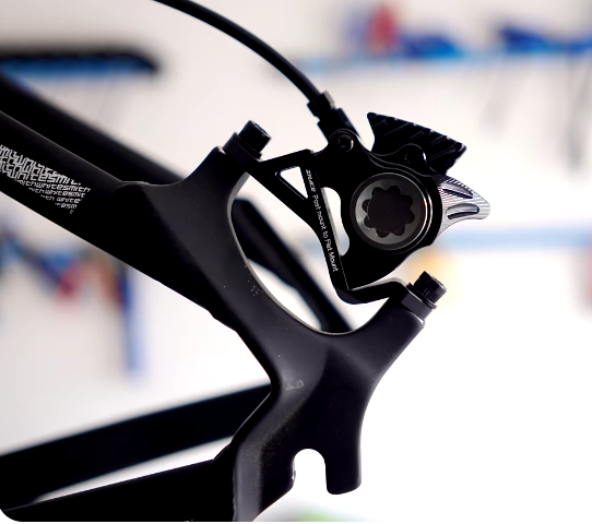 Adaptador Freno Marco Post a Mordaza Flat Mount (20+) 180mm Zrace