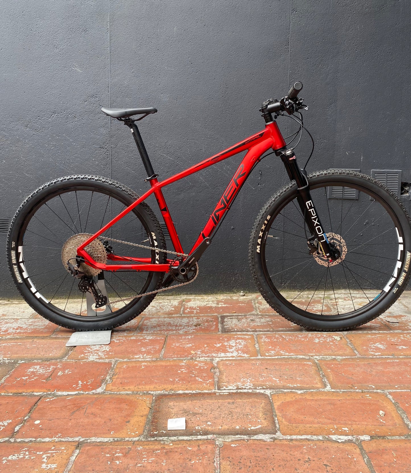 Bicicleta 29 Liner 1x12v Talla 17 Deore M6100 NS R. MT500 Shimano Ontrail