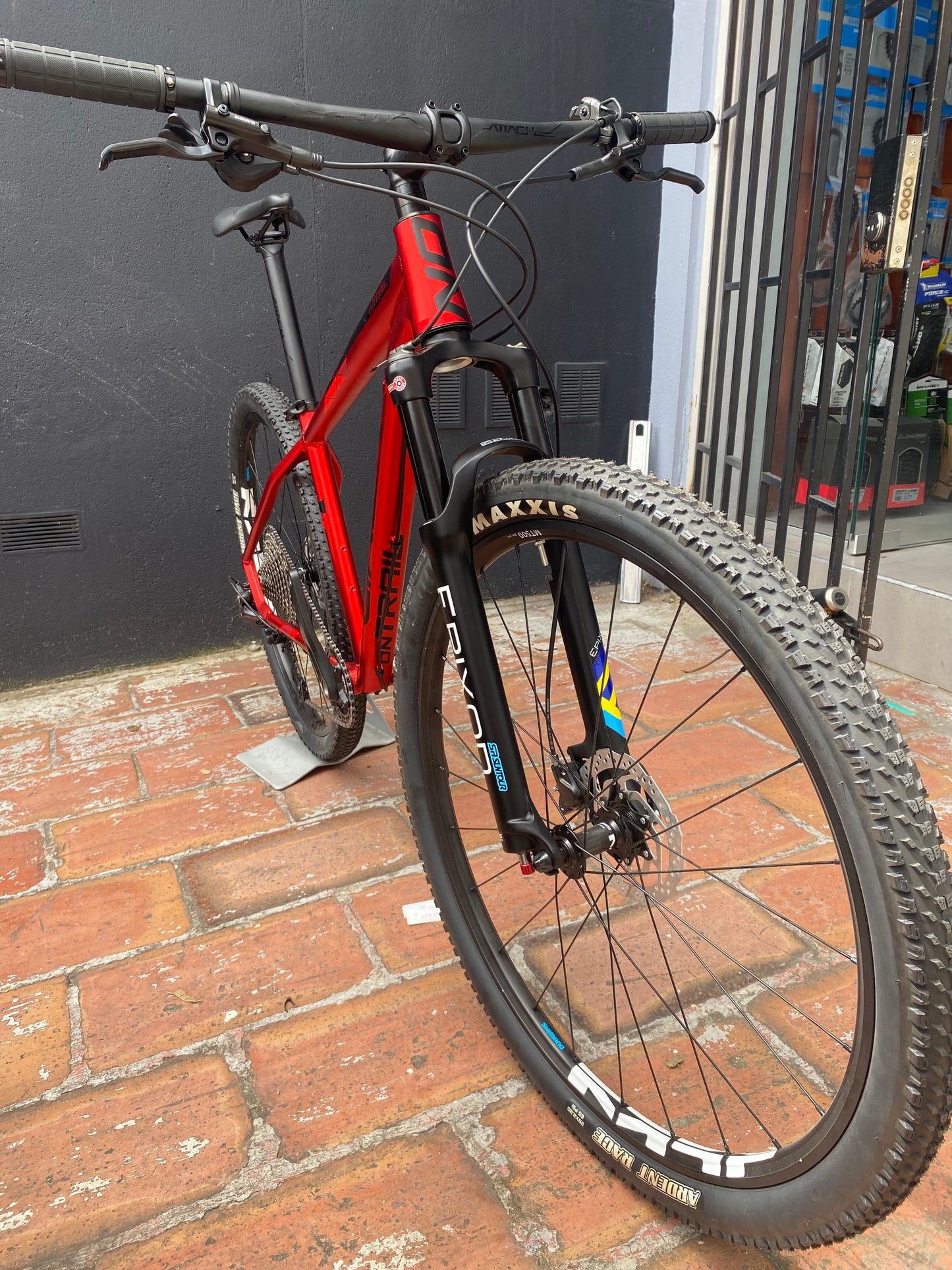 Bicicleta 29 Liner 1x12v Talla 17 Deore M6100 NS R. MT500 Shimano Ontrail