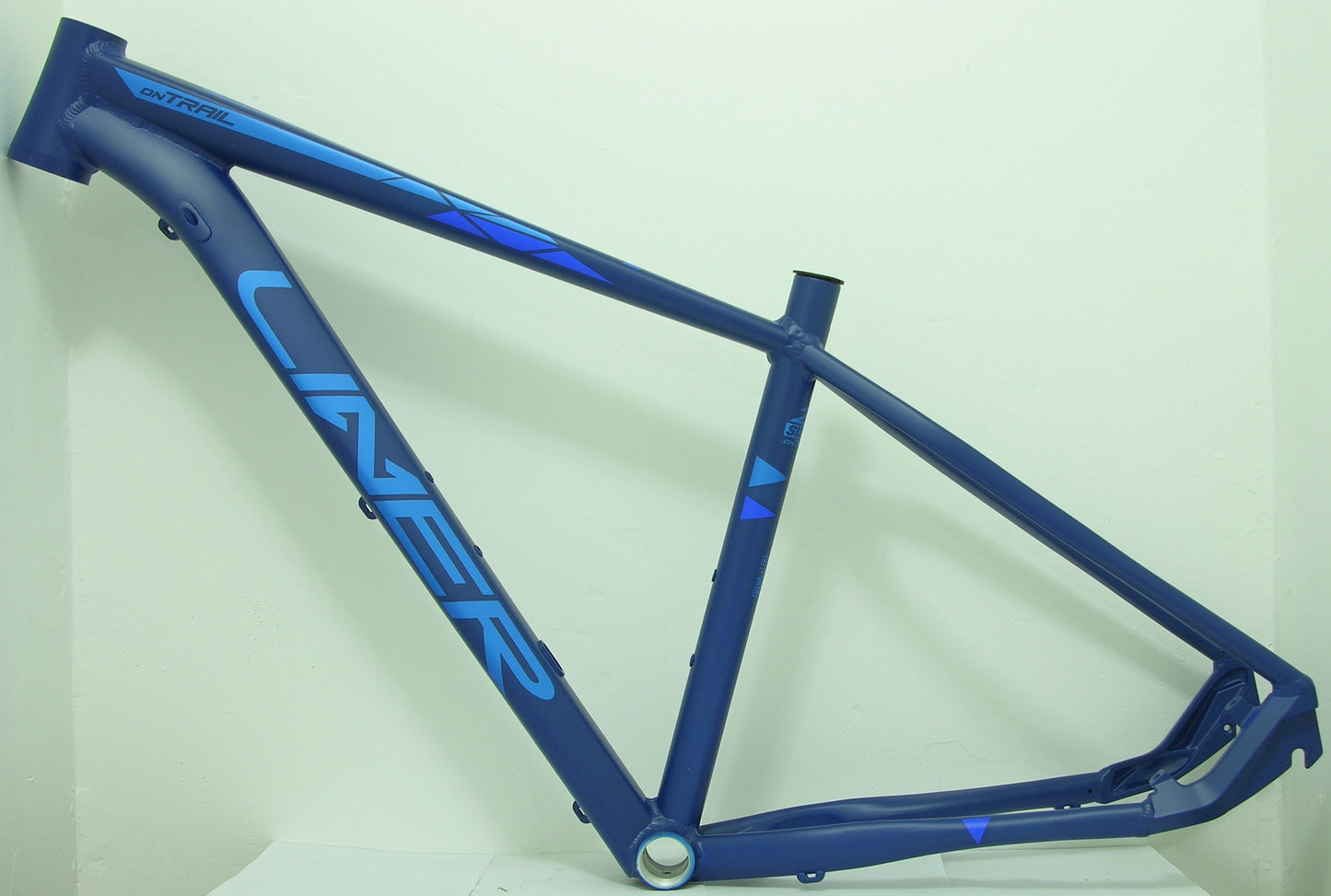 Marco 29 Liner Azul talla 17 Ontrail