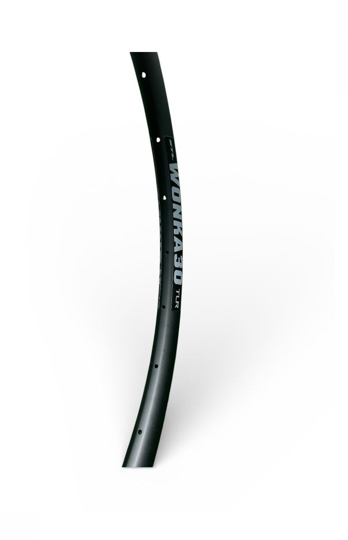 Aro 29 28h (Ancho 27mm) TRL (Tubeless) HLQC-GA75  STL